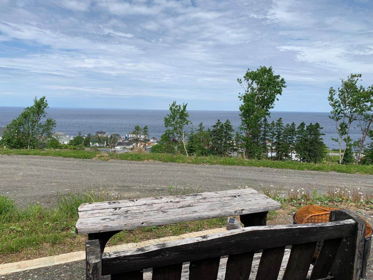 Lofts Hotel Gaspesie Sainte Anne des Monts Экстерьер фото
